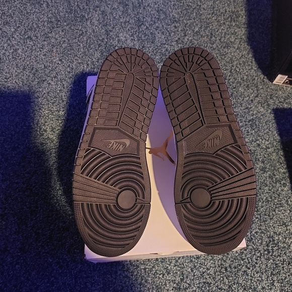 Nike Jordan 1 Mid Split Homage Black White DR0501-101 size 8.5 women's - Picture 8 of 10